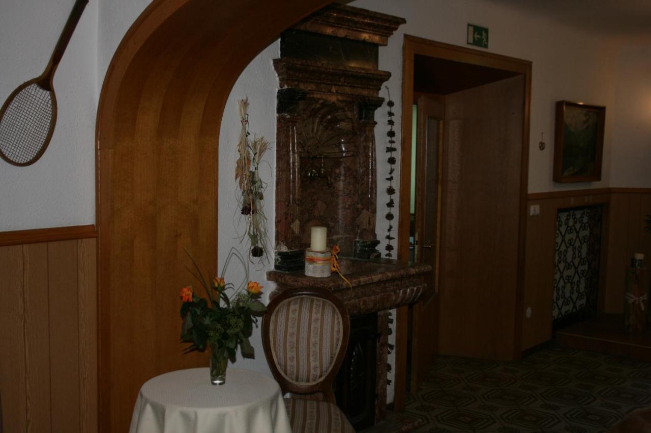 Gasthaus-Pension Schwarzer Graf فينديشغارشتن المظهر الخارجي الصورة